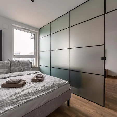 Nowy Komfortowy Wiktoryn 6a, Tv Smart, 72