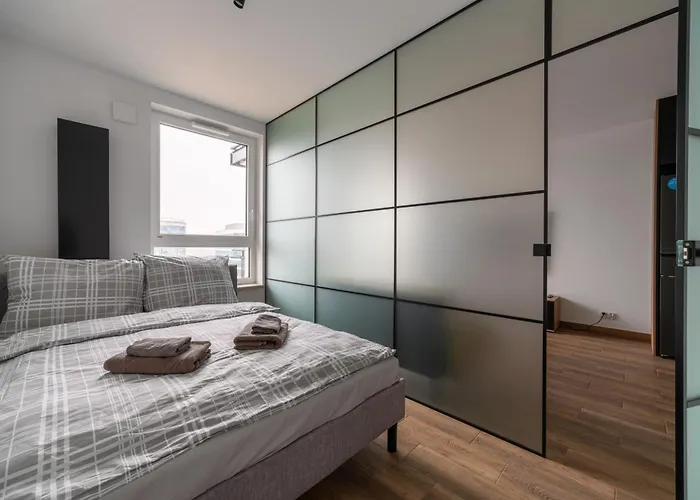 Nowy Komfortowy Wiktoryn 6a, Tv Smart, 72